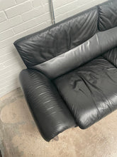 Load image into Gallery viewer, DE SEDE DS-2011 Black Leather 2 Seater Sofa - RENTAL
