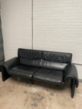 Load image into Gallery viewer, DE SEDE DS-2011 Black Leather 2 Seater Sofa - RENTAL
